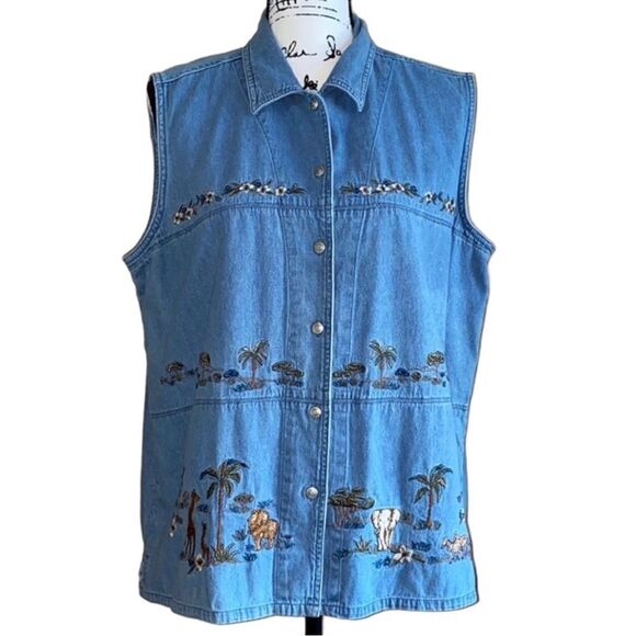 Casey & Max Sleeveless Chambray Embroidered Top Size XL - Picture 1 of 8